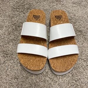 New /Never Worn Reef Platform Sandal